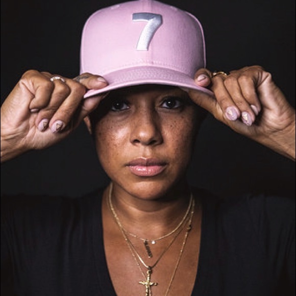 Meet your Posher, Rosa - Picture 4 of 5